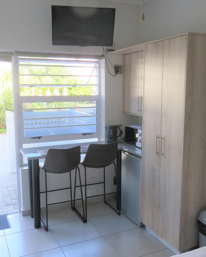 Pro Moni'S Guesthouse Muizenberg Ngoại thất bức ảnh